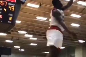 可惜伤病太多！高中时期锡安打球，简直是非人类的存在！