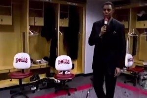 名场面：02年的公牛更衣室，根本没有人敢用乔丹的旧储物柜！